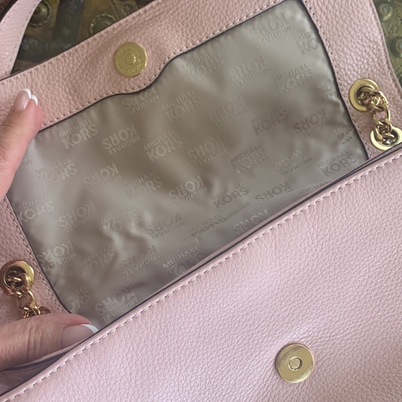 Michael Kors Handbag - Picture 4 of 8